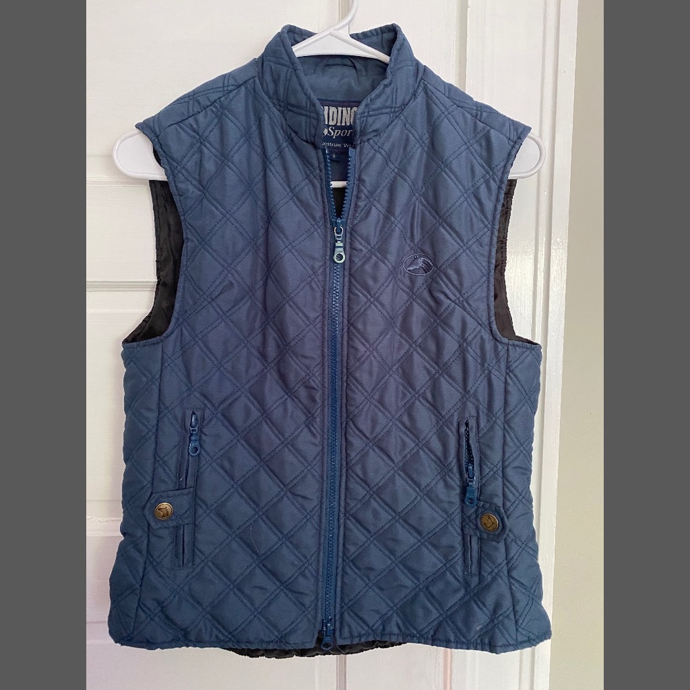 Older girls' or young women's fall clothes